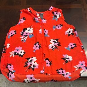 Chelsia & Theodore Sleeveless Red Floral Blouse - Women